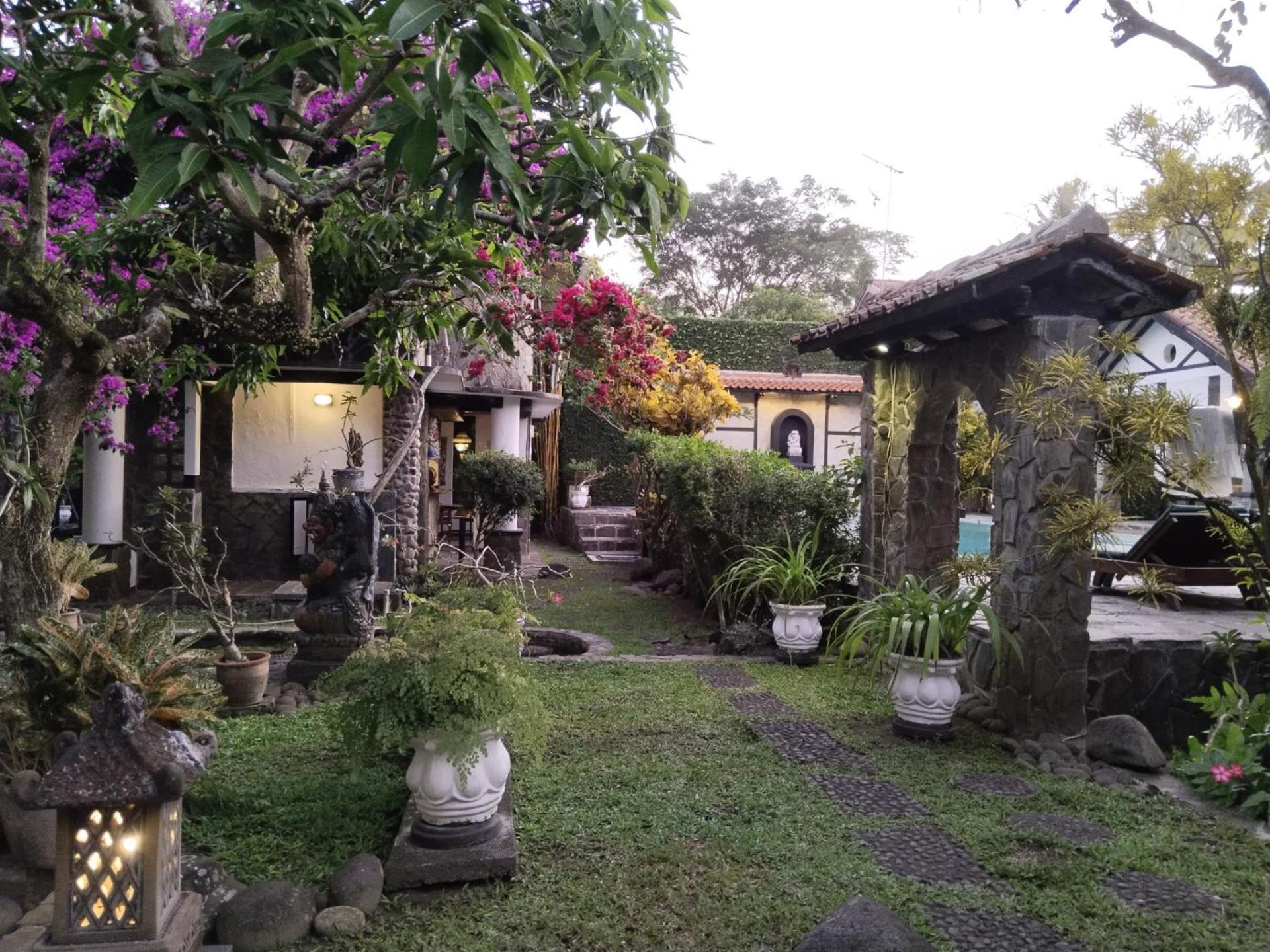 Adams Homestay Pangandaran Exterior photo